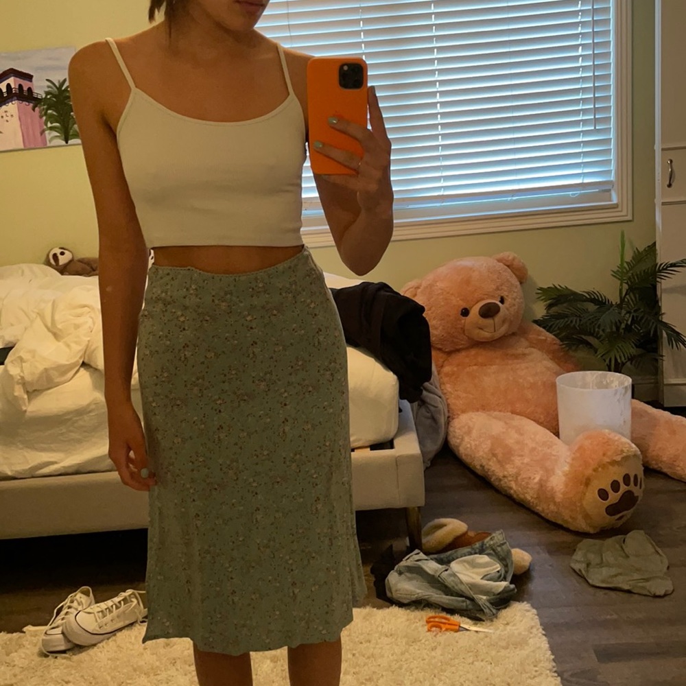 BRANDY MELVILLE SKIRT